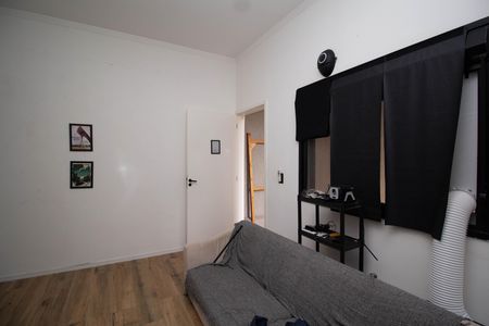 Casa para alugar com 190m², 6 quartos e 2 vagas Casa para alugar com 190m², 6 quartos e 2 vagasEdícula Quarto 2