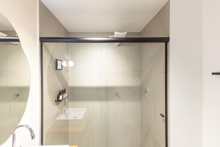 Apartamento para alugar com 27m², 1 quarto e sem vaga Apartamento para alugar com 27m², 1 quarto e sem vagaBanheiro da Suíte