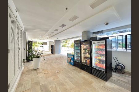 Apartamento à venda com 100m², 2 quartos e 1 vaga Apartamento à venda com 100m², 2 quartos e 1 vagaÁrea comum - mercadinho