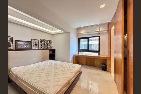 Apartamento à venda com 100m², 2 quartos e 1 vaga Apartamento à venda com 100m², 2 quartos e 1 vagaSuíte