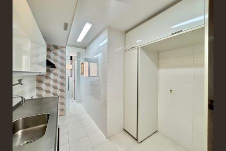 Apartamento à venda com 100m², 2 quartos e 1 vaga Apartamento à venda com 100m², 2 quartos e 1 vagaCozinha