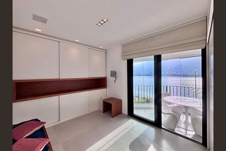 Apartamento à venda com 100m², 2 quartos e 1 vaga Apartamento à venda com 100m², 2 quartos e 1 vagaQuarto