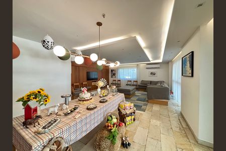 Apartamento à venda com 100m², 2 quartos e 1 vaga Apartamento à venda com 100m², 2 quartos e 1 vagaÁrea comum - salão de festas