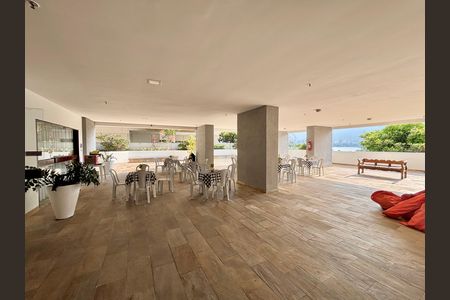 Apartamento à venda com 100m², 2 quartos e 1 vaga Apartamento à venda com 100m², 2 quartos e 1 vagaÁrea comum - salão de festas