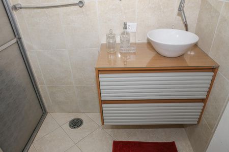 Apartamento para alugar com 54m², 2 quartos e sem vaga Apartamento para alugar com 54m², 2 quartos e sem vagaBanheiro