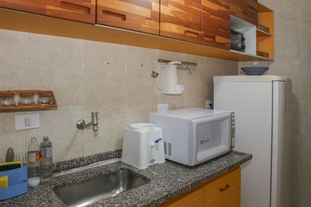 Apartamento para alugar com 54m², 2 quartos e sem vaga Apartamento para alugar com 54m², 2 quartos e sem vagaCozinha e Área de Serviço