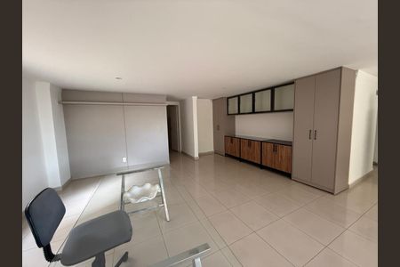 Apartamento para alugar com 117m², 1 quarto e 1 vaga