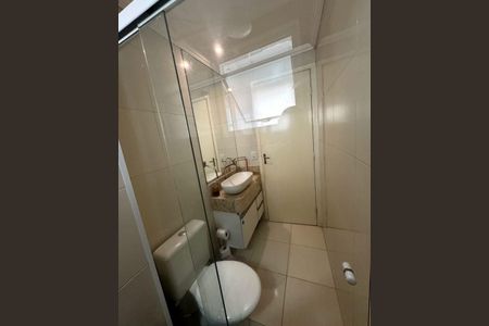 Banheiro de apartamento para alugar com 2 quartos, 54m² em Parque Residencial Jundiaí, Jundiaí