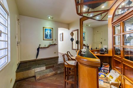 Casa para alugar com 236m², 4 quartos e 2 vagas Casa para alugar com 236m², 4 quartos e 2 vagasSala