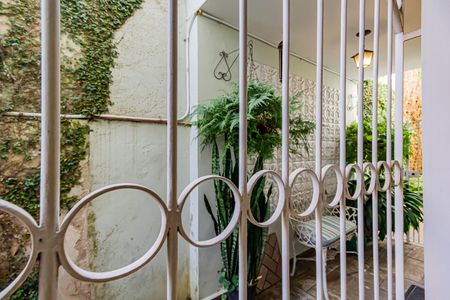 Casa para alugar com 236m², 4 quartos e 2 vagas Casa para alugar com 236m², 4 quartos e 2 vagasVista da Sala