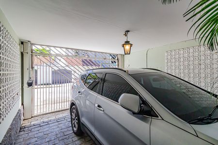 Casa para alugar com 236m², 4 quartos e 2 vagas Casa para alugar com 236m², 4 quartos e 2 vagasGaragem