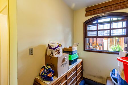 Casa para alugar com 236m², 4 quartos e 2 vagas Casa para alugar com 236m², 4 quartos e 2 vagasSuíte de Serviço