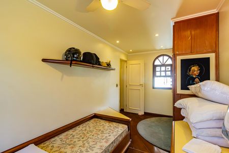 Casa para alugar com 236m², 4 quartos e 2 vagas Casa para alugar com 236m², 4 quartos e 2 vagasSuíte 3