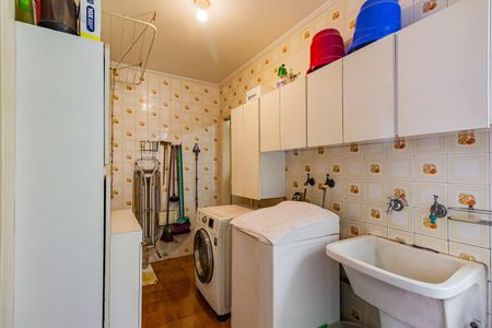 Casa para alugar com 236m², 4 quartos e 2 vagas Casa para alugar com 236m², 4 quartos e 2 vagasÁrea de Serviço