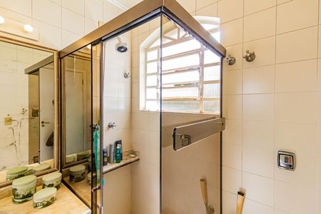 Casa para alugar com 236m², 4 quartos e 2 vagas Casa para alugar com 236m², 4 quartos e 2 vagasBanheiro da Suíte 3