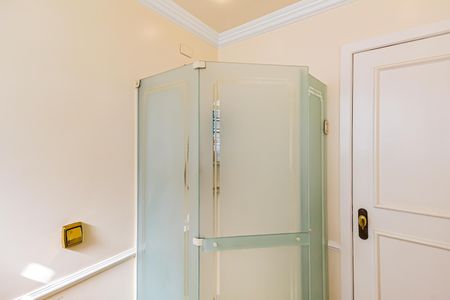 Casa para alugar com 236m², 4 quartos e 2 vagas Casa para alugar com 236m², 4 quartos e 2 vagasBanheiro da Suíte 1