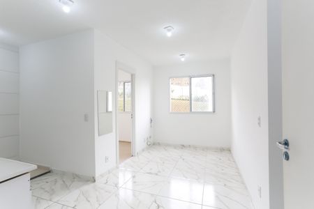 Apartamento à venda com 35m², 2 quartos e sem vaga Apartamento à venda com 35m², 2 quartos e sem vagaSala