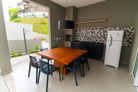 Apartamento à venda com 35m², 2 quartos e sem vaga Apartamento à venda com 35m², 2 quartos e sem vagaÁrea comum - Churrasqueira
