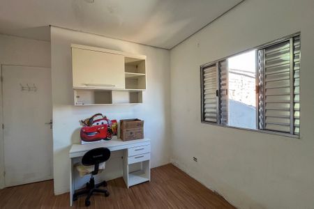 Casa à venda com 200m², 3 quartos e 1 vaga Casa à venda com 200m², 3 quartos e 1 vagaCasa 1 - Quarto