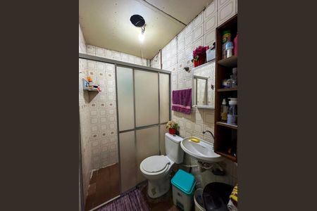 Casa à venda com 200m², 3 quartos e 1 vaga Casa à venda com 200m², 3 quartos e 1 vagaCasa 2 - Banheiro