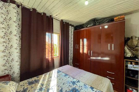 Casa à venda com 200m², 3 quartos e 1 vaga Casa à venda com 200m², 3 quartos e 1 vagaCasa 2 - Quarto 1