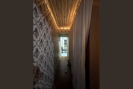 Casa à venda com 200m², 3 quartos e 1 vaga Casa à venda com 200m², 3 quartos e 1 vagaCasa 2 - Corredor