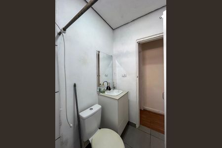 Casa à venda com 200m², 3 quartos e 1 vaga Casa à venda com 200m², 3 quartos e 1 vagaCasa 1 - Banheiro