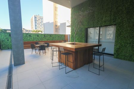 Apartamento à venda com 46m², 1 quarto e 1 vaga Apartamento à venda com 46m², 1 quarto e 1 vagaÁrea comum - Salão de festas