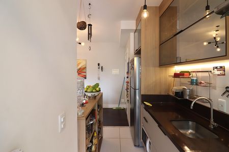 Apartamento à venda com 75m², 3 quartos e 2 vagasCozinha e Área de Serviço