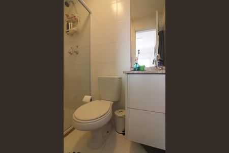 Apartamento à venda com 75m², 3 quartos e 2 vagasQuarto 1 - Suíte Banheiro 