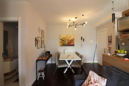 Apartamento à venda com 75m², 3 quartos e 2 vagasSala 