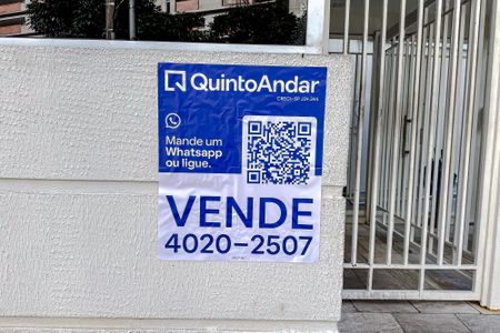 Apartamento à venda com 96m², 3 quartos e 2 vagas Apartamento à venda com 96m², 3 quartos e 2 vagasPlaquinha