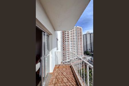 Apartamento à venda com 96m², 3 quartos e 2 vagas Apartamento à venda com 96m², 3 quartos e 2 vagasVaranda da Sala
