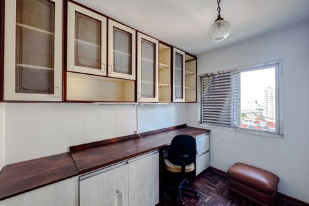 Apartamento à venda com 96m², 3 quartos e 2 vagas Apartamento à venda com 96m², 3 quartos e 2 vagasQuarto 2