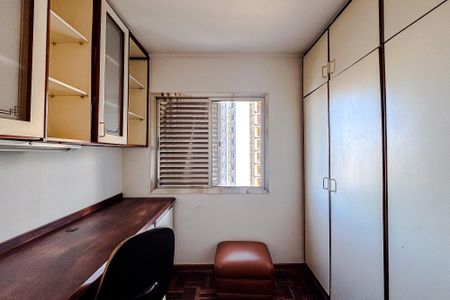 Apartamento à venda com 96m², 3 quartos e 2 vagas Apartamento à venda com 96m², 3 quartos e 2 vagasQuarto 2