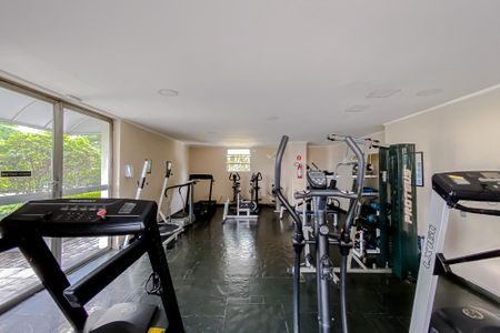 Apartamento à venda com 96m², 3 quartos e 2 vagasÁrea comum - Academia