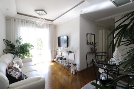 Sala de apartamento à venda com 3 quartos, 75m² em Chácara Seis de Outubro, São Paulo