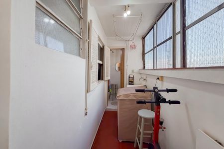 Apartamento à venda com 80m², 3 quartos e sem vagaÁrea de Serviço