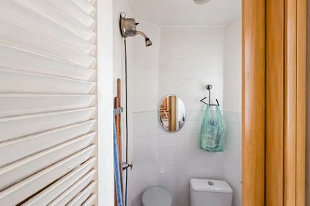 Apartamento à venda com 80m², 3 quartos e sem vagaBanheiro de Serviço