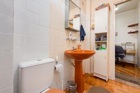 Apartamento à venda com 80m², 3 quartos e sem vagaBanheiro Social