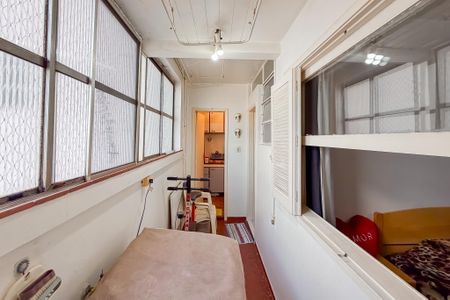 Apartamento à venda com 80m², 3 quartos e sem vagaÁrea de Serviço