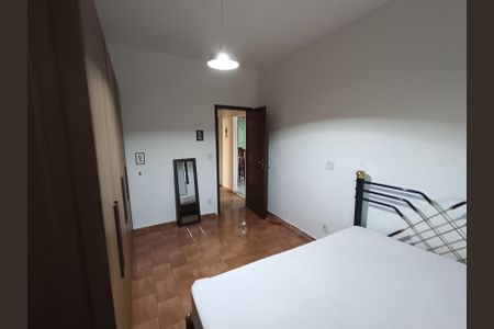 Casa de condomínio para alugar com 200m², 3 quartos e 2 vagasQuarto