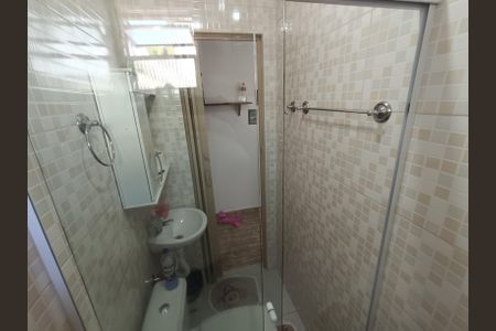 Casa de condomínio para alugar com 200m², 3 quartos e 2 vagasBanheiro