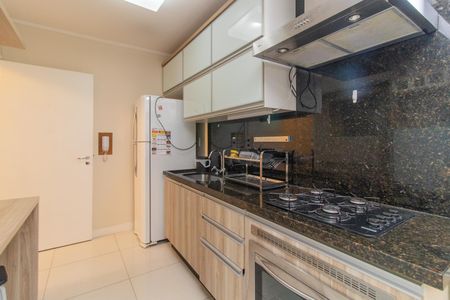 Apartamento à venda com 70m², 2 quartos e 1 vaga Apartamento à venda com 70m², 2 quartos e 1 vagaCozinha e Área de Serviço