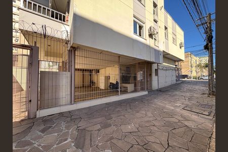Apartamento à venda com 70m², 2 quartos e 1 vaga Apartamento à venda com 70m², 2 quartos e 1 vagaFachada