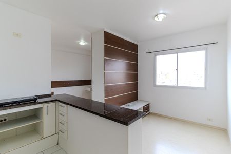 Sala de kitnet/studio para alugar com 1 quarto, 27m² em Santa Cecilia, São Paulo