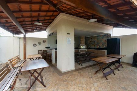 Apartamento à venda com 71m², 3 quartos e 2 vagas Apartamento à venda com 71m², 3 quartos e 2 vagasÁrea comum - Churrasqueira
