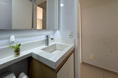 Apartamento à venda com 71m², 3 quartos e 2 vagas Apartamento à venda com 71m², 3 quartos e 2 vagasBanheiro Social
