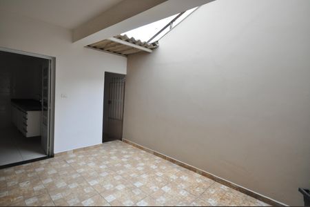 Casa para alugar com 580m², 3 quartos e 3 vagasQuintal