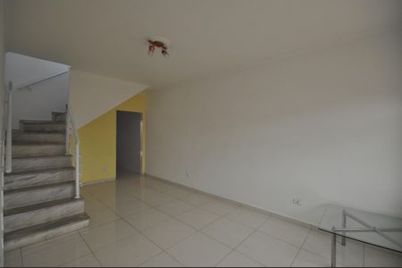 Casa para alugar com 580m², 3 quartos e 3 vagasSala